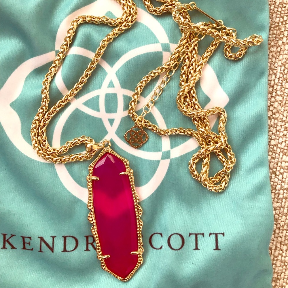 Kendra Scott Francis fuchsia pendant.
